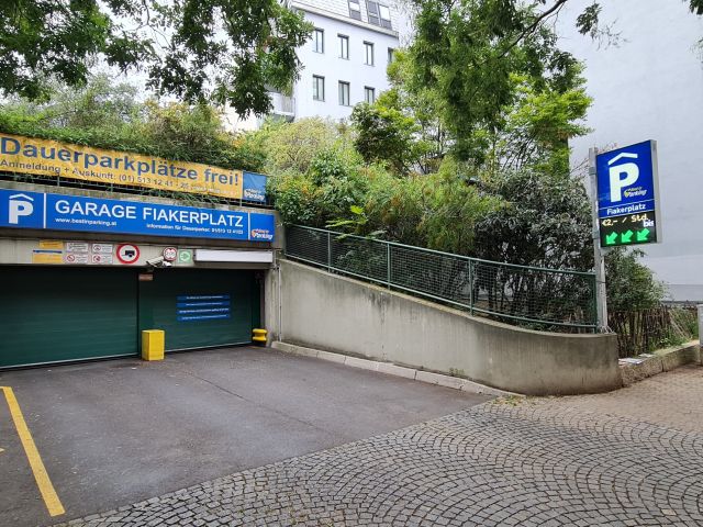Park And Ride Erdberg Flughafen www.bestinparking.com